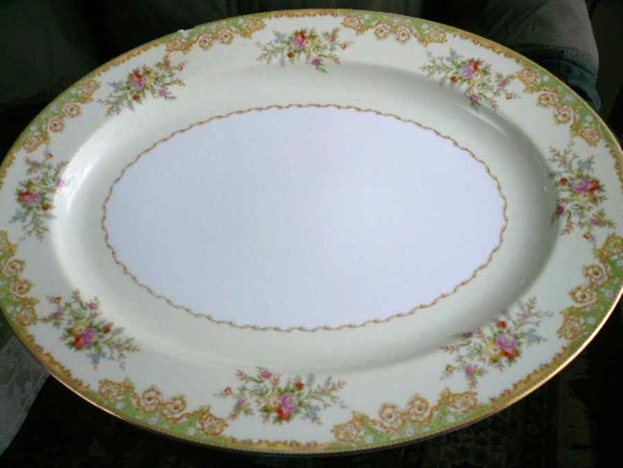 N1267 14" Oval Serving Platter by Noritake-1