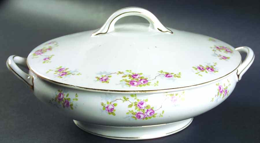 N1275 Round Covered Vegetable by Noritake-1