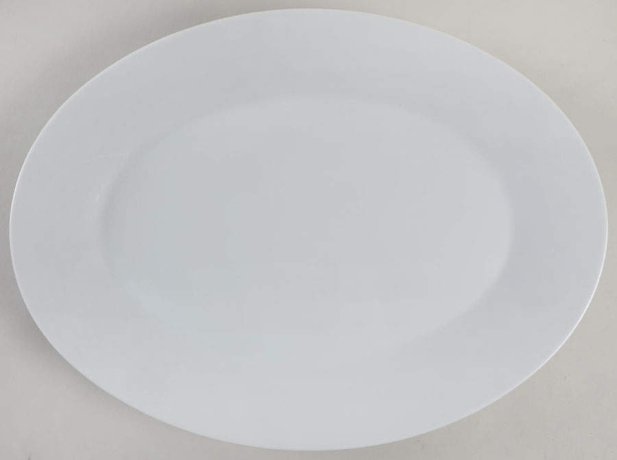 Snowville 16" Oval Serving Platter by Noritake-1