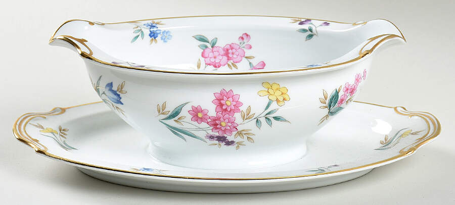 N1308 Gravy Boat with Attached Underplate by Noritake-1