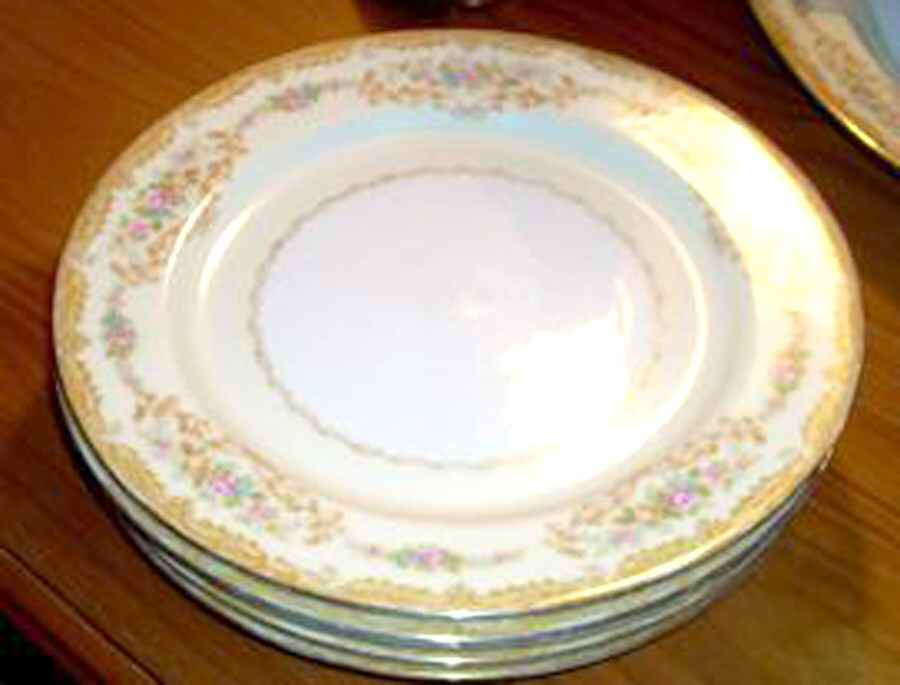 N1311 Dinner Plate by Noritake-1