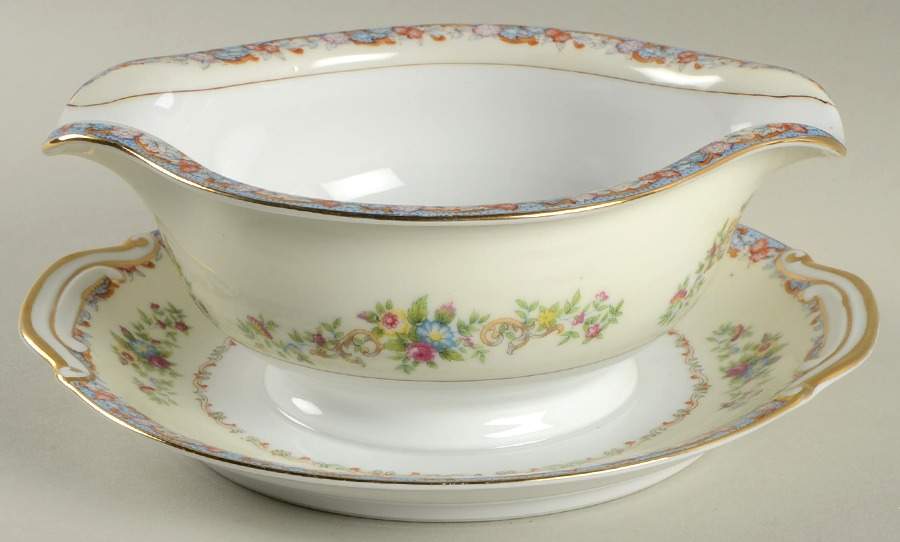 St Joan Gravy Boat with Attached Underplate by National China-1