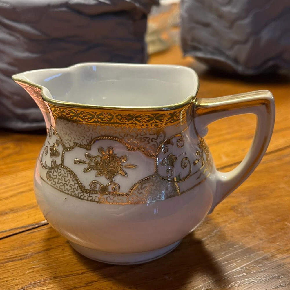 N1330 Creamer by Noritake-1