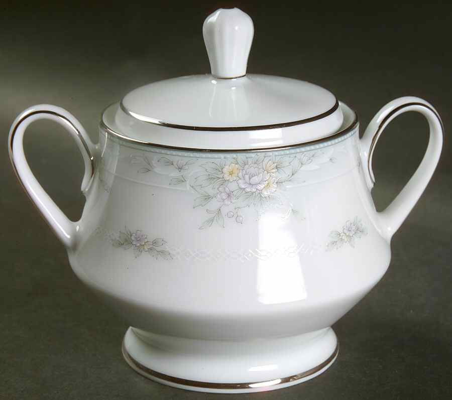 Amery Sugar Bowl & Lid by Noritake-1