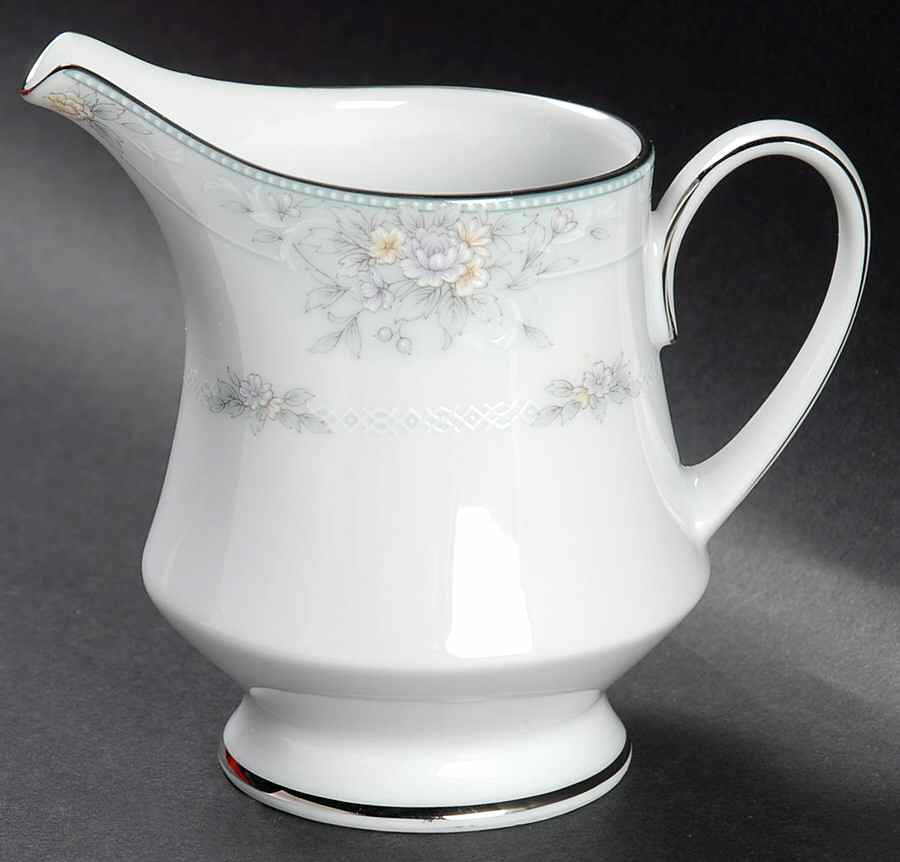 Amery Creamer by Noritake-1