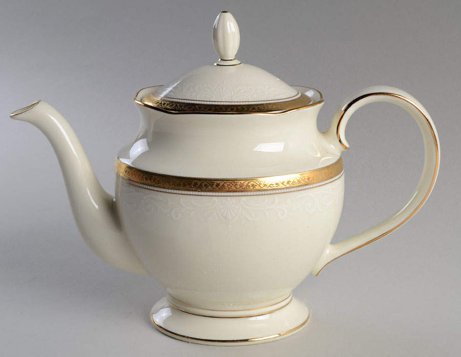 Ardmore Gold Teapot & Lid by Noritake-1