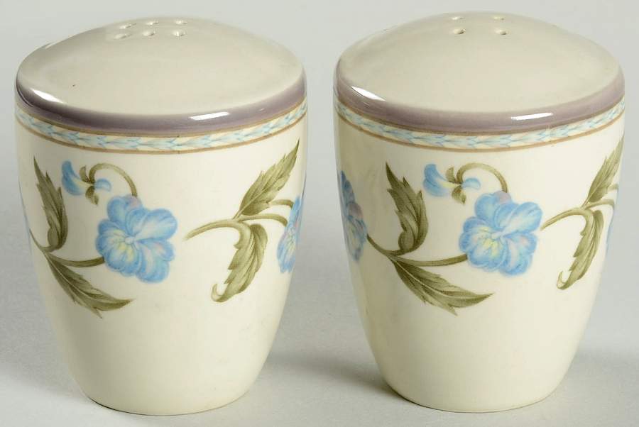 Country Plantation Salt & Pepper Set by Noritake-1
