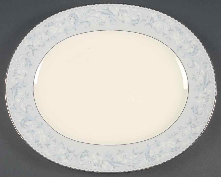 Montebello 13" Oval Serving Platter by Noritake-1