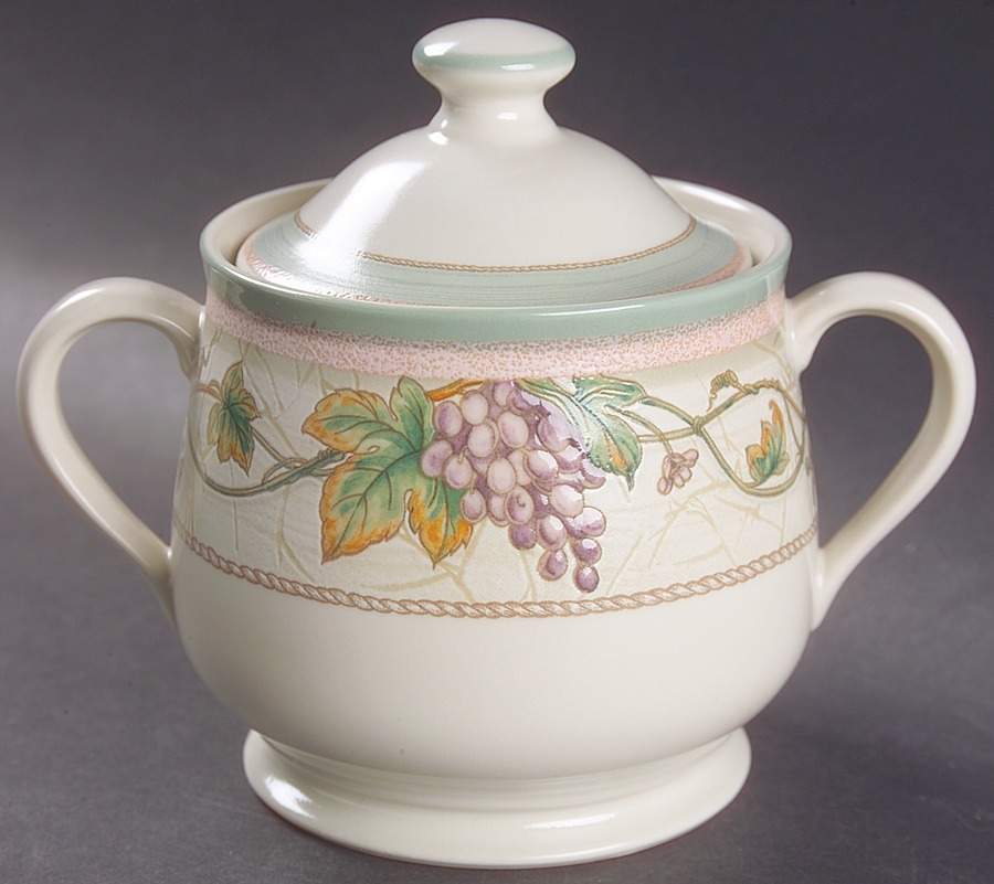 Napa Vines Sugar Bowl & Lid by Noritake-1