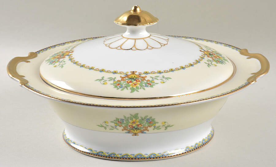 N1365 Round Covered Vegetable by Noritake-1