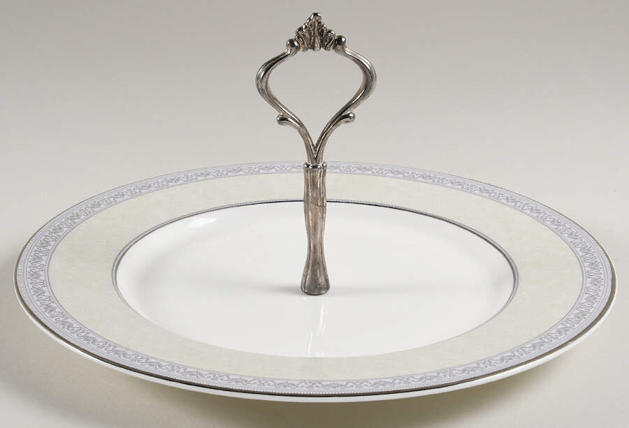 Sanderville Round Serving Plate with Handle (DP) by Noritake-1
