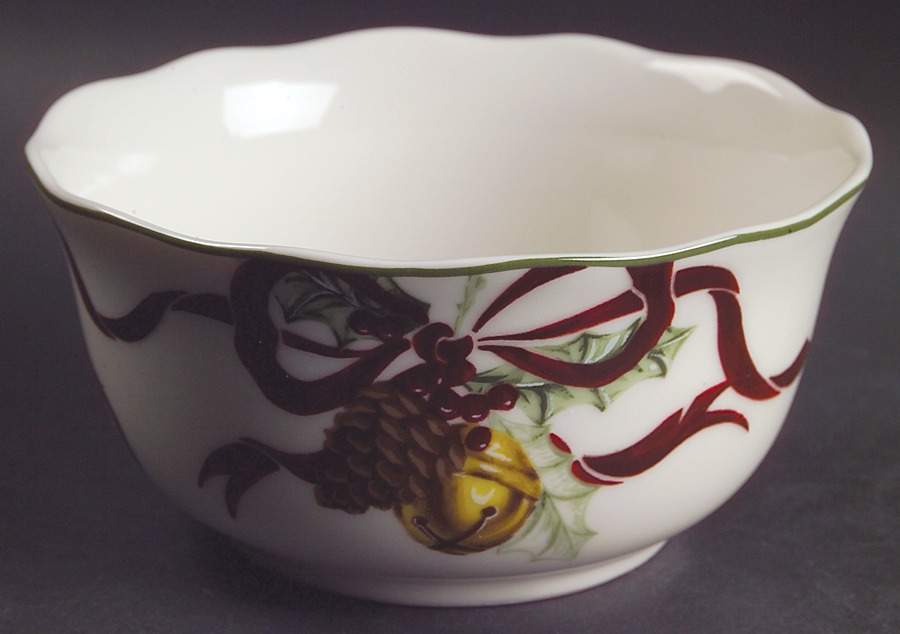 Holly Bells Coupe Cereal Bowl by Noble Excellence-1
