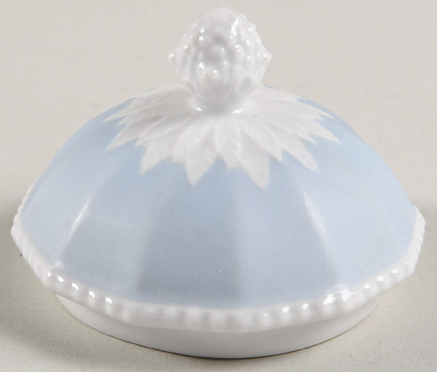 Perl Blue Lid for Mini Sugar Bowl by Nymphenburg-1