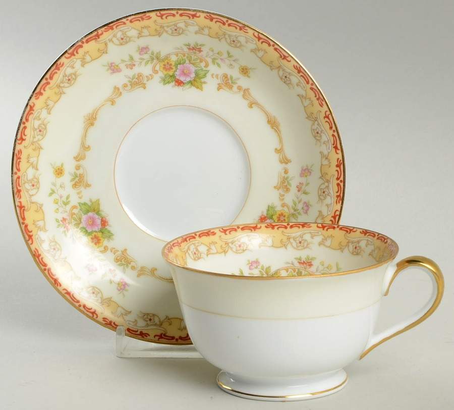 N1517 Footed Cup & Saucer Set by Noritake-1