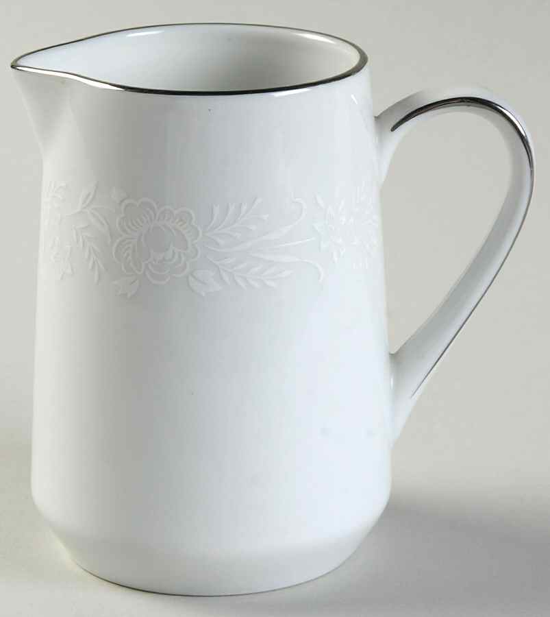 Reina (#6450) Mini Creamer by Noritake-1