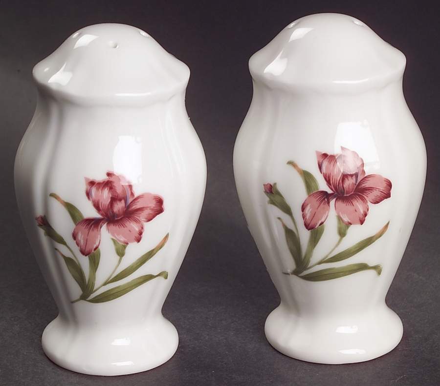 Summer Estate (Korea) Salt & Pepper Set by Noritake-1