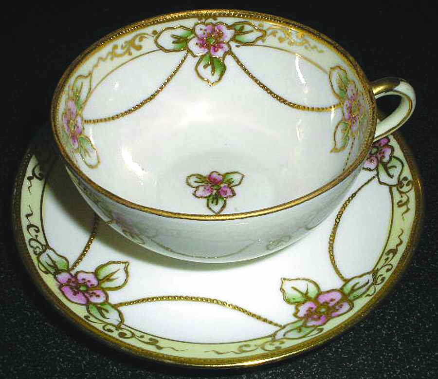 N1541 Flat Cup & Saucer Set by Noritake-1