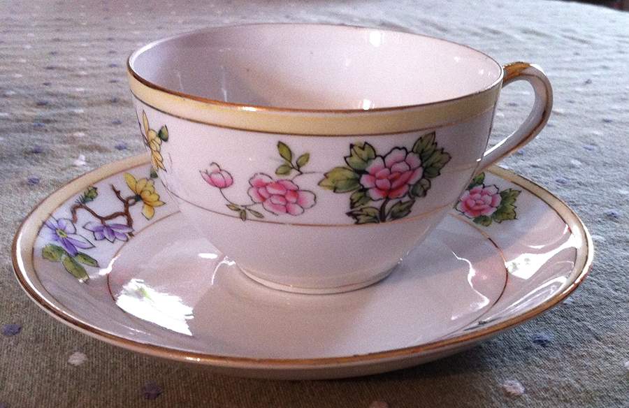N4678 Flat Cup & Saucer Set by Noritake-1