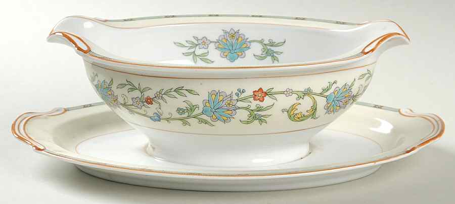 N1583 Gravy Boat with Attached Underplate by Noritake-1
