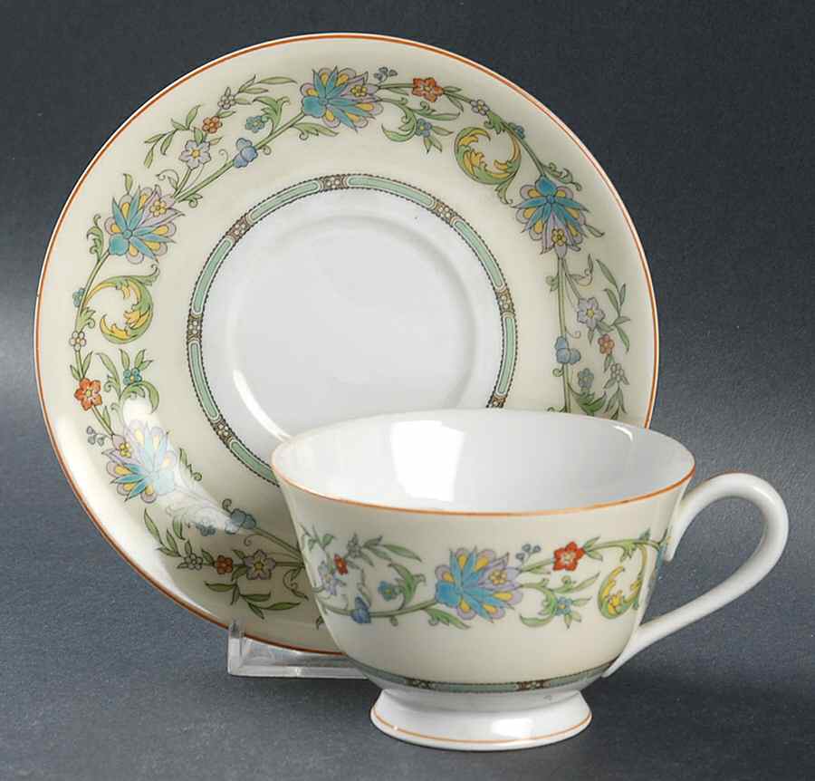 N1583 Footed Cup & Saucer Set by Noritake-1