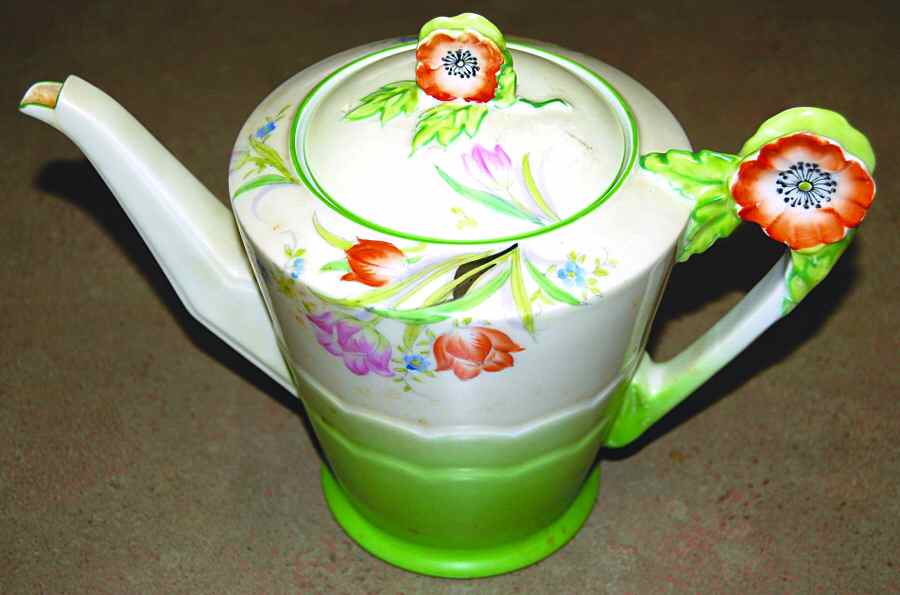 N1600 Teapot & Lid by Noritake-1