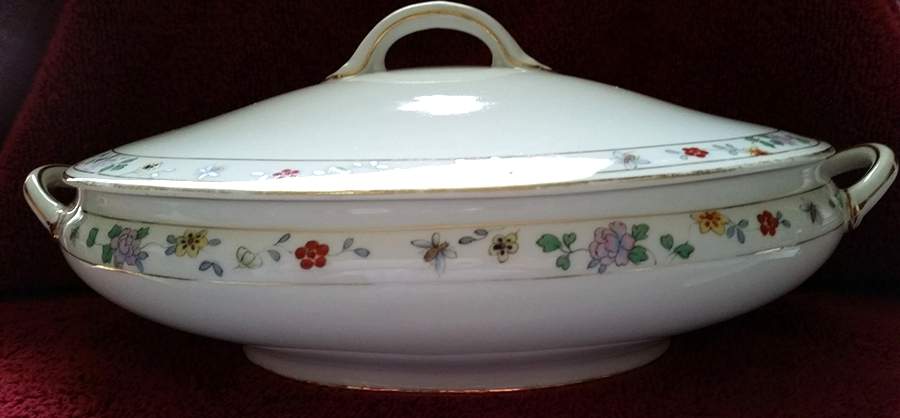 N1611 Round Covered Vegetable by Noritake-1