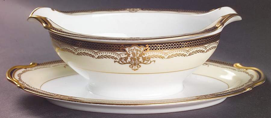 Valiere Gravy Boat with Attached Underplate by Noritake-1
