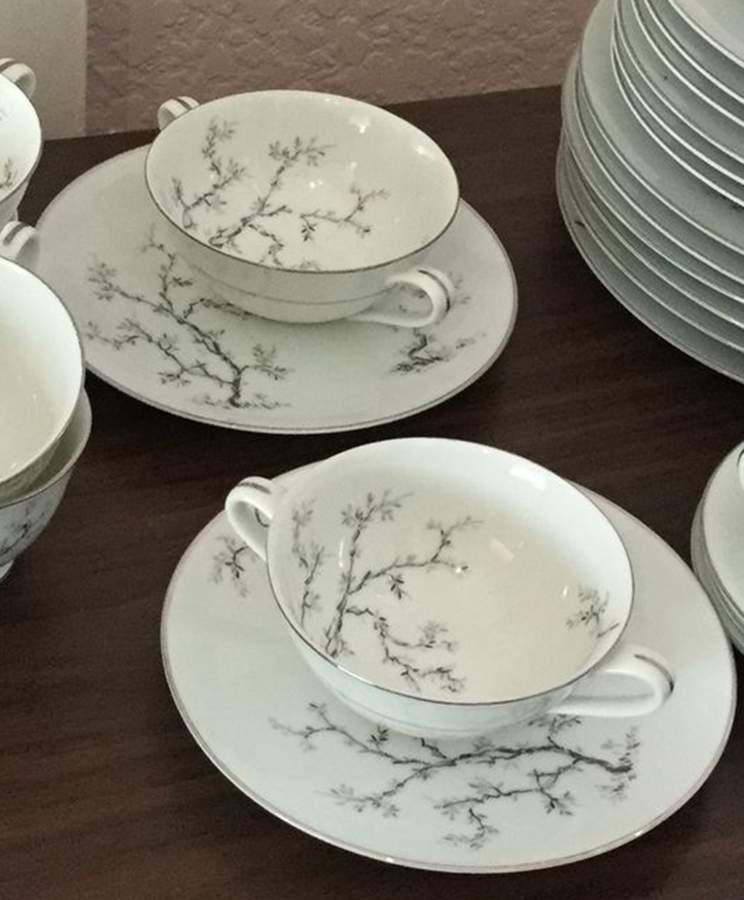 217 Flat Cream Soup Bowl & Saucer Set by Noritake-1