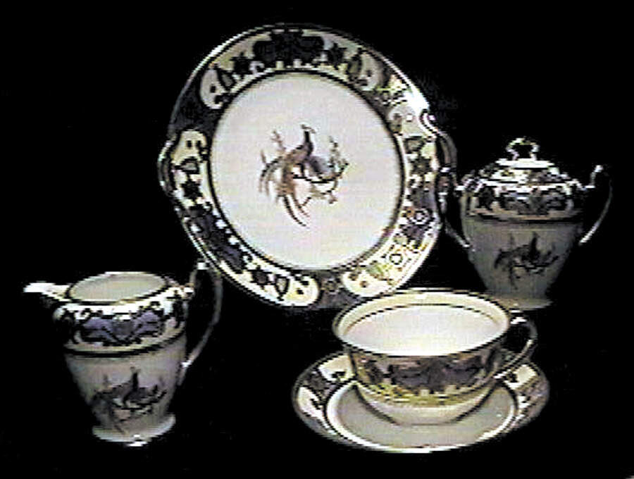 N1621 Handled Cake Plate by Noritake-1