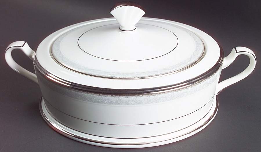 Manderleigh Round Covered Vegetable by Noritake-1