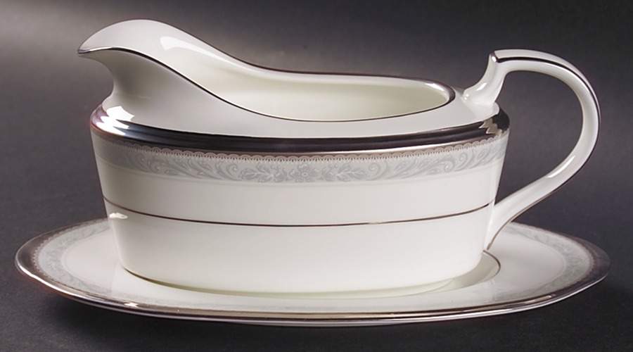 Manderleigh Gravy Boat & Underplate (Relish/Butter) by Noritake-1