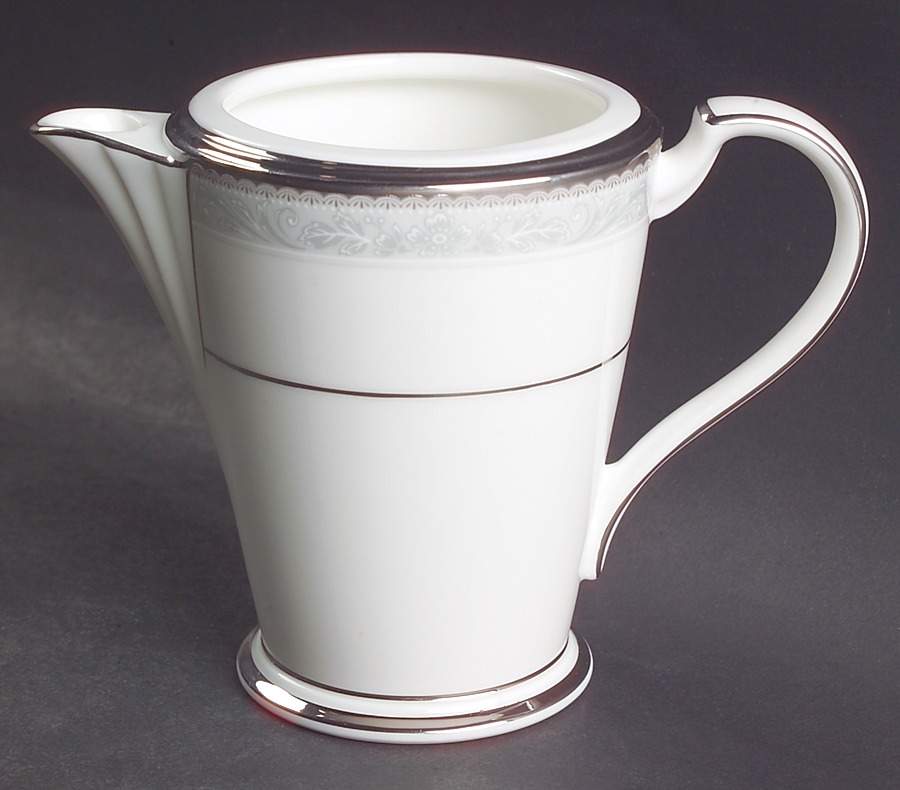 Manderleigh Creamer by Noritake-1