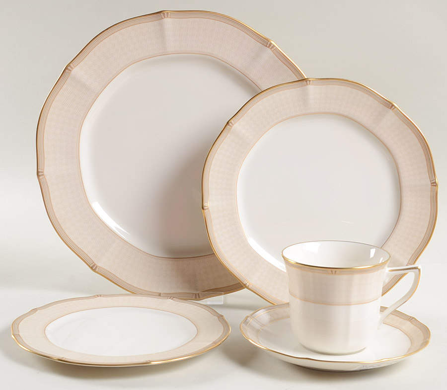 Golden Helix 5 Piece Place Setting by Noritake-1
