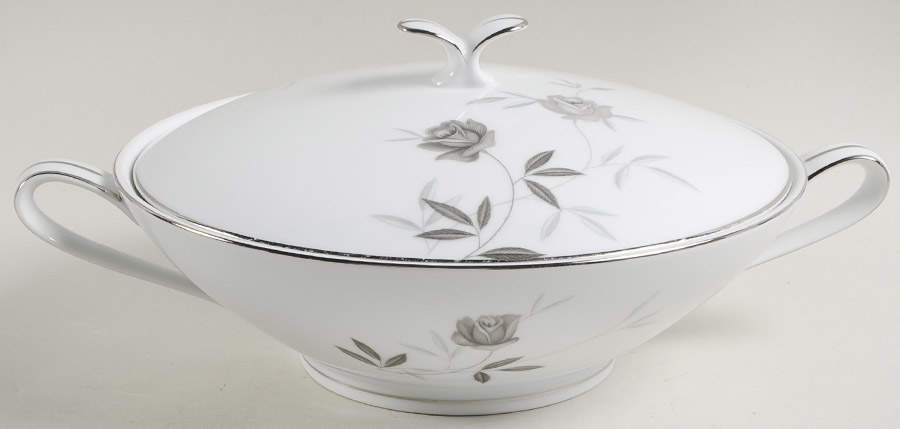 N1629 Round Covered Vegetable by Noritake-1