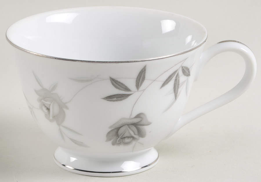 N1629 Footed Cup by Noritake-1