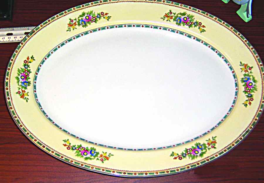 N1652 12" Oval Serving Platter by Noritake-1