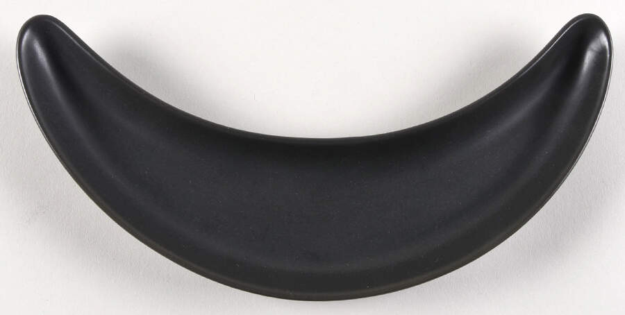 Colorwave Graphite Crescent Plate by Noritake-1