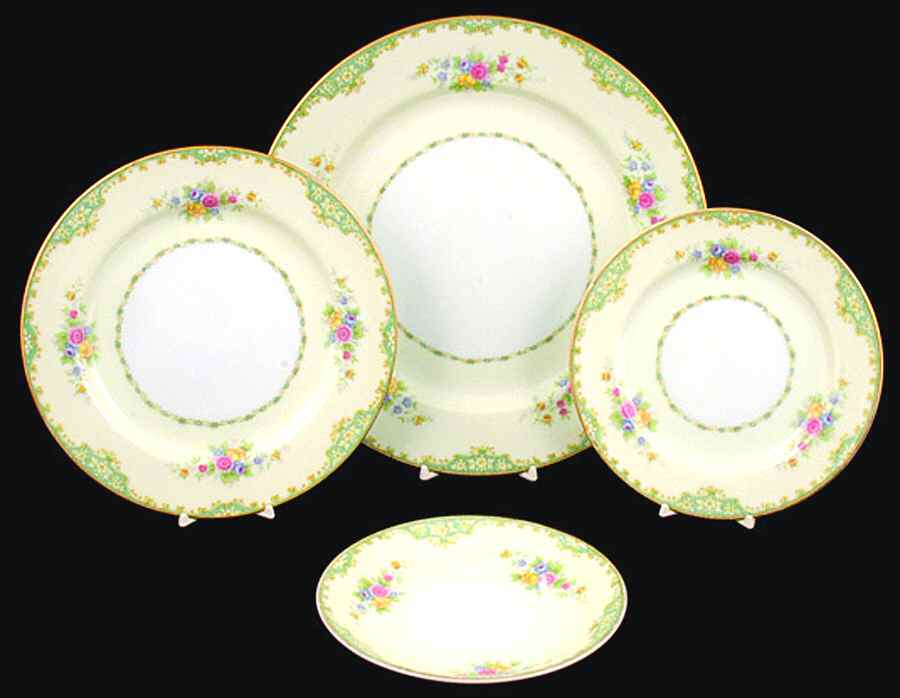 N1680 Dinner Plate by Noritake-1