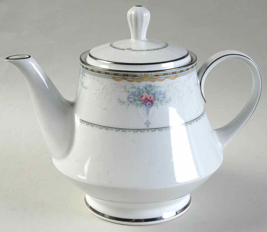 Dearest Teapot & Lid by Noritake-1