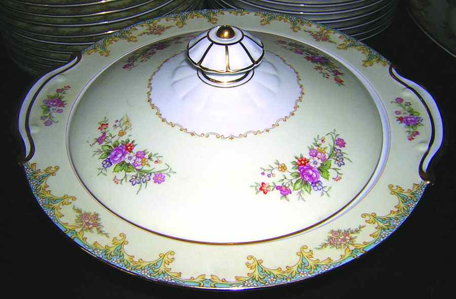 N1687 Round Covered Vegetable by Noritake-1