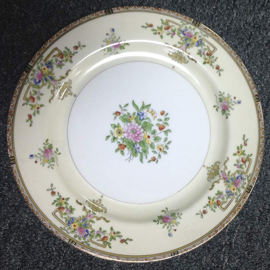N1705 Dinner Plate by Noritake-1
