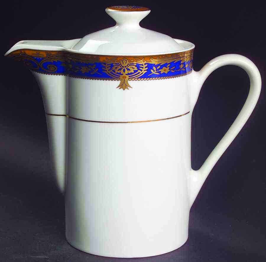Embassy Coffee Pot & Lid by Nikita-1
