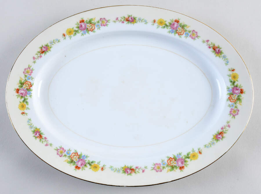 N1719 13" Oval Serving Platter by Noritake-1