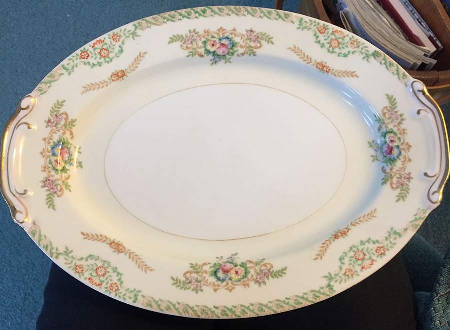 NAT40 14" Oval Serving Platter by National China-1