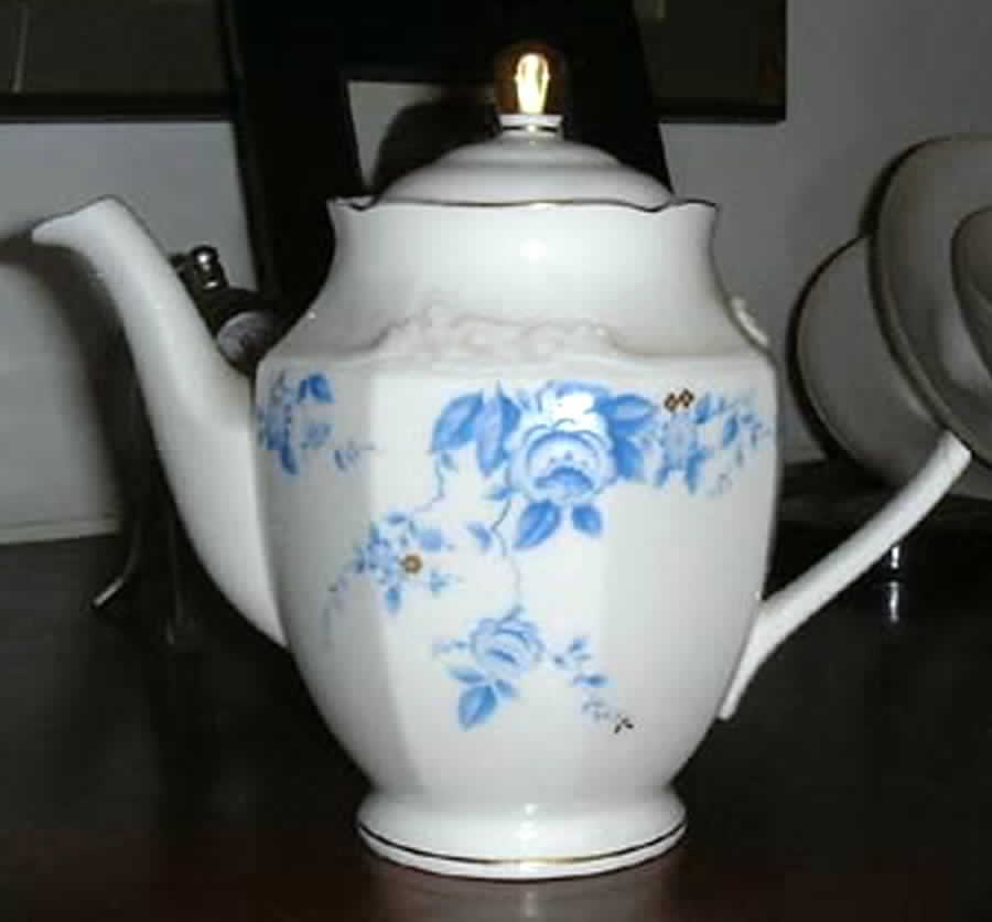 N1759 Teapot & Lid by Noritake-1