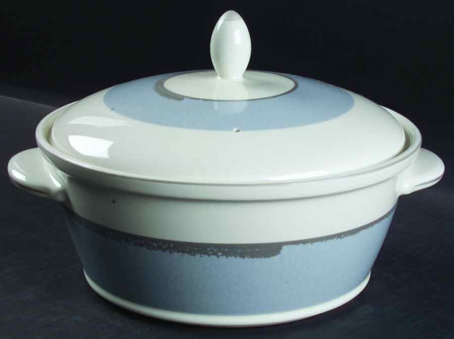 Ambience Blue 2.5 Qt Round Covered Casserole by Noritake-1