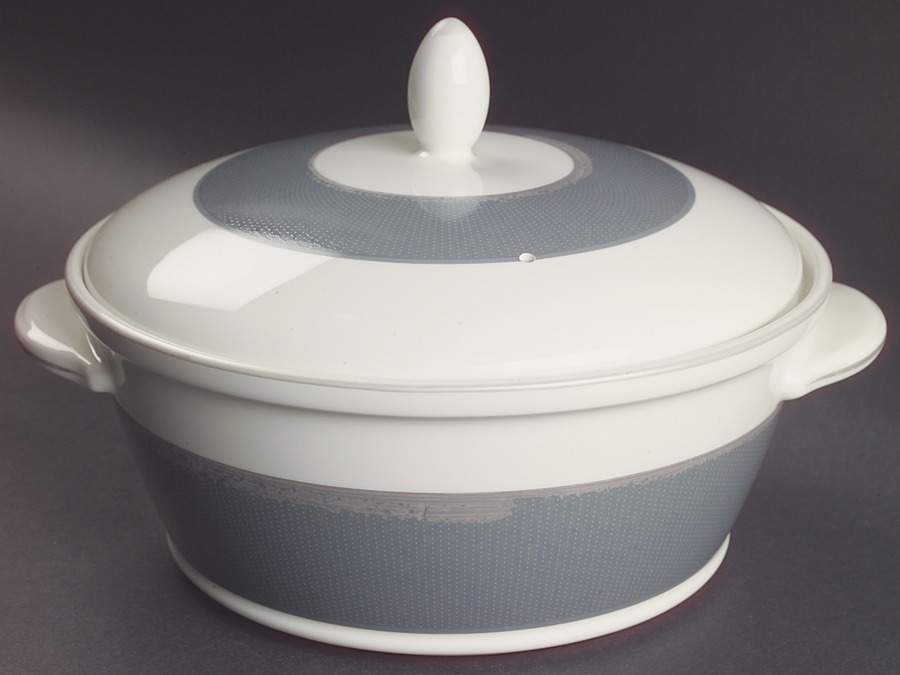 Ambience Charcoal 2.5 Qt Round Covered Casserole by Noritake-1