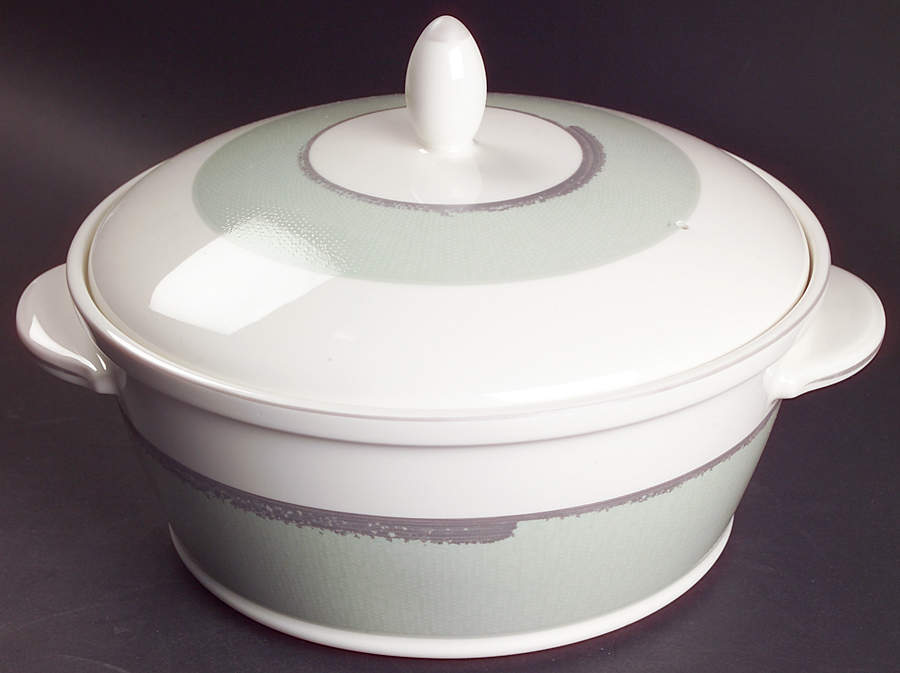 Ambience Green 2.5 Qt Round Covered Casserole by Noritake-1