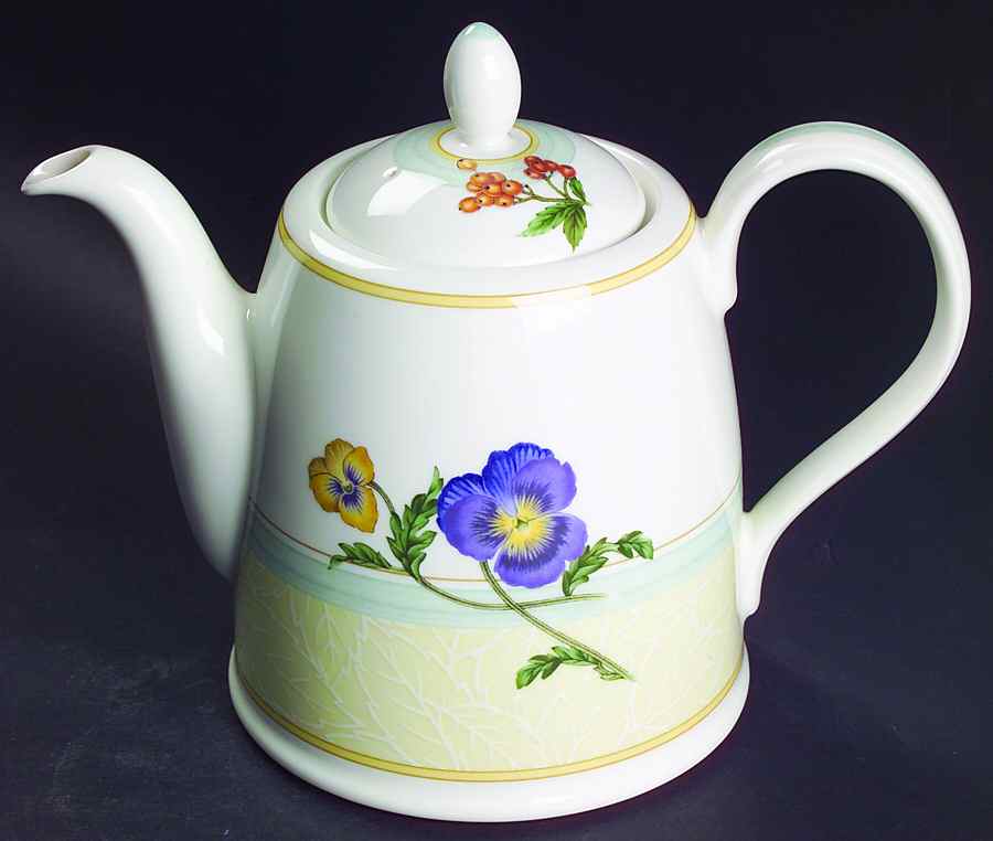 Jolie Fleur Tea/Coffee Pot & Lid by Noritake-1
