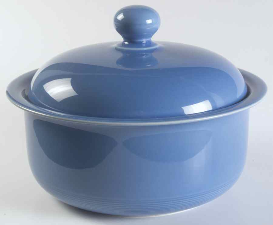 Solid Color True Blue 2 Qt Round Covered Casserole by Nancy Calhoun-1